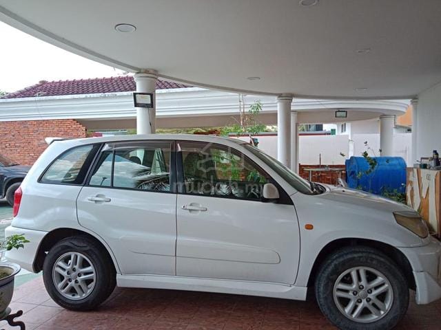 Toyota Rav4 2